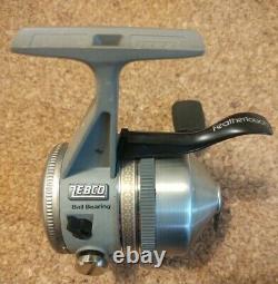 1991 Vintage ZEBCO 44 CLASSIC Trigger Spin Fishing Reel, USA NOS