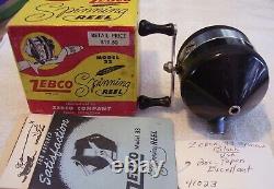 41023 Beautiful Zebco 33 Spinner Black Reel See Tag Box Papers Metal Spinner