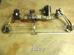 BEAR APPRENTICE 2 Compound Bow and Zebco Bow Fish Reel
