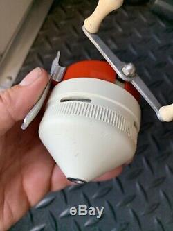 Boy Scouts Zebco 202 Fishing Reel Scout Reel USA With White Finger Grips Rare