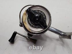 LOT OF 5 Vintage Fishing Reels Zebco Ocean City Bache Brown Ocean City