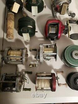 Lot Of 26 Vintage Fishing Reels and parts garcia shakespear zebco shimano