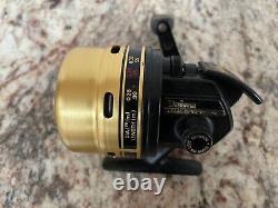 Lot of Fishing Reels Some Vintage Some New Johnson Ocean City ZEBCO
