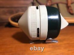 Made In Usa Zebco 404 Spincast Reel Old Retro