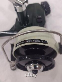 NICE Strong Zebco Cardinal 4 Spinning Reel in Excellent #791001