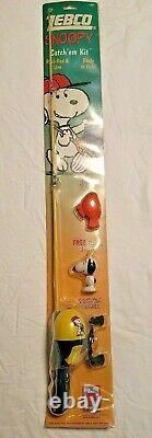 SNOOPY Peanuts ZEBCO Set FISHING ROD POLE, REEL, BOBBER, PLUG New in Package