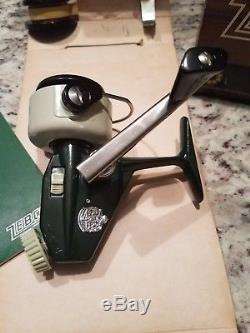 VINTAGE ZEBCO CARDINAL #4 SPINNING REEL WITH 2 SPOOLS Brand New RARE