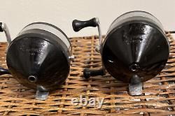 Vintage 1956 57 Lot Of 2 ZEBCO BLACK SPINNER 33 Reels Tested Brass Gears