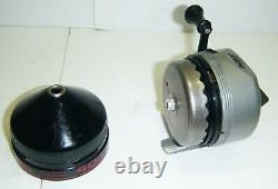 Vintage 1983 Zebco 404 Casting Fishing Reel Geared For Heavy Action