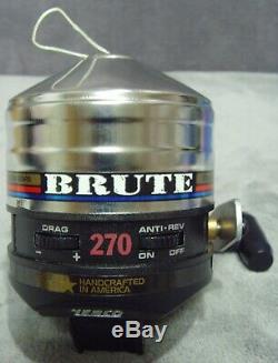 Vintage 1994 Brand New in Box! Zebco 270 Brute Reel Metal Foot Made in USA Rare