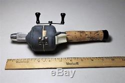 Vintage Unique Zebco 99 Fishing Reel in Pole Handle Assembly (Combo) withBag