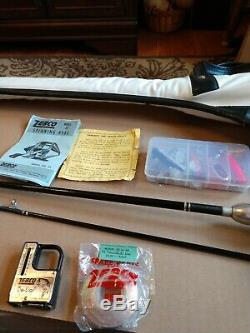 Vintage Zebco 33 with case and paper work and accessories PREMO condition