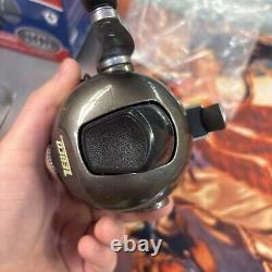 Vintage Zebco 808 Magnum Fishing Reel Heavy Spincast