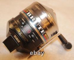 Vintage Zebco Brute 270 Spincasting Fishing Reel