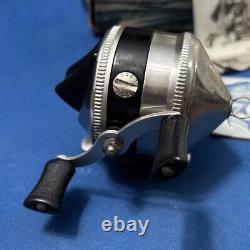 Vintage Zebco Model 33 Closed Face spinning reel NEW IN BOX made IN USA