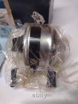 Vintage Zebco Model 33 Spinning Fishing Reel, New Old Stock