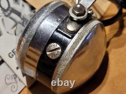 Vintage Zebco Spinner Model 44 Fishing Bait Casting Reel Chrome NEW! NEVER USED