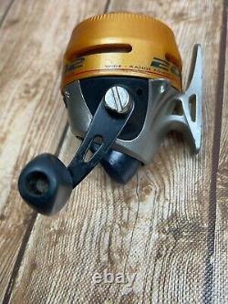 Vintage Zebco fishing reel Precision Die Cast Alloy Gears