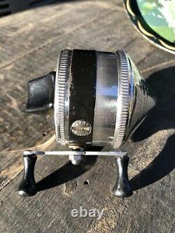Vtg 1950s TULSA ZEBCO 33 Spinner Fishing Reel made in USA incredible condition