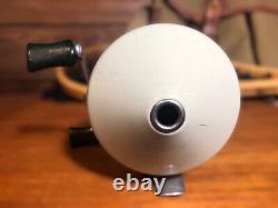 ZEBCO 404 Spincast Reel Old Reel Retro Made in USA