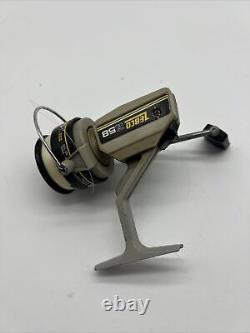 ZEBCO 58 Lightweight Spinning Fishing Reel Left Hand Retrieve Rare Reel