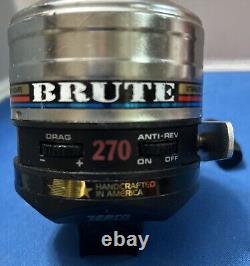 ZEBCO Brute 270 Fishing Reel Vintage Spincasting