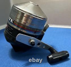 ZEBCO Brute 270 Fishing Reel Vintage Spincasting