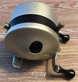 ZERO HOUR BOMB CO ZEBCO CASTING REEL 1951 TULSA OKLAHOMA W Box, Manual Minty