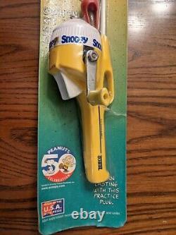 Zebco 1999 Snoopy Fishing Rod Catchem Kit Reel-Rod and Line Peanuts 50th