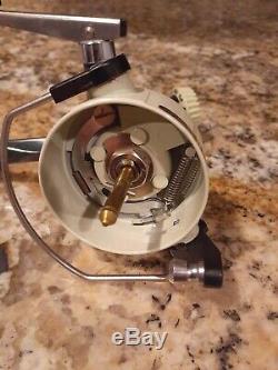 Zebco Cardinal 4 Product of Sweden #780500 broken spool