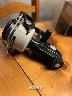 Zebco Cardinal 4 Vintage Spinning Fishing Reel