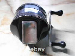 Zebco Model 33 Small size vintage Spinning Reel N3485