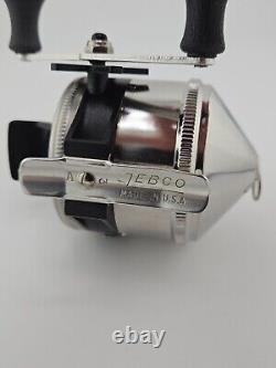 Zebco One Heavy-Duty Spincast Reel with Box and Manual Vintage Collectible NOS