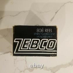 Nos Vintage Zebco 808 Boîte Noire Avecbadge Spin-cast Spinnig Reel Fabriqué Aux États-unis