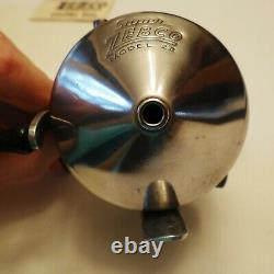 Super Zebco Casting Reel Model 22 New Old Stock En Boîte Originale