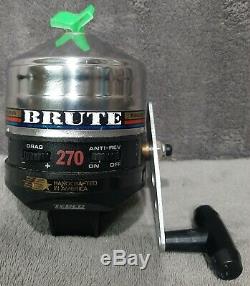 Vintage 1994 Marque New Witho Box! Zebco 270 Brute Reel Métal Pied Made In USA Rare