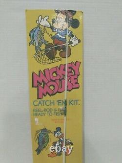 Vintage Zebco 1988 Mickey Mouse Pole De Pêche Reel-rod Et Ligne-nouveau