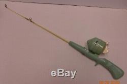 Zebco Robins Egg Bleu Rod & Reel Combo Rare Spincast